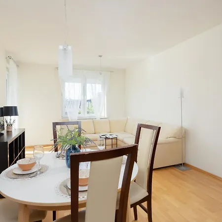 Modern & Spacious With Balcony And Parking By Renters * Warsaw